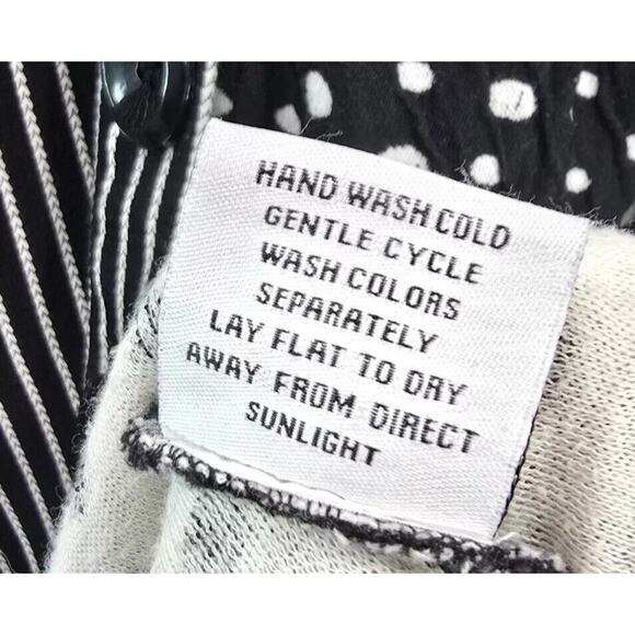 Vintage Coatigan Womens Large Black White Dot Artsy Sweater Cardigan Button Long - Picture 12 of 14